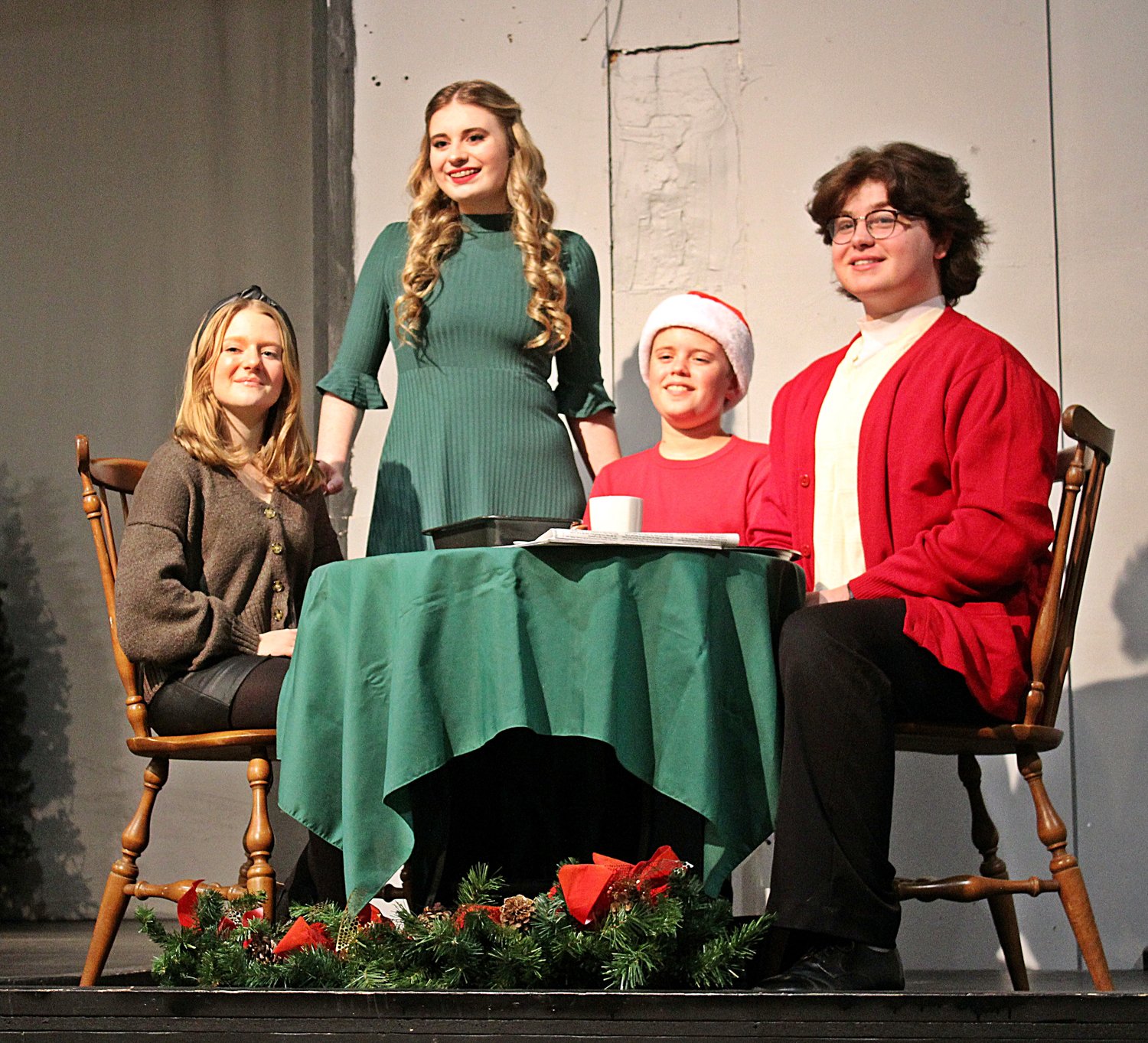 Lucy Ledford, Katy Mayhan, Thomas Pound and Ellis Nichols portray the members of the Bradley family in the show.